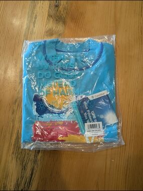 Coolibar Kids  Long Sleeve Rashguard Sz M